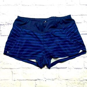 Athleta Blue Striped Running Athletic Lined Shorts 2 Inch Inseam - Size Medium